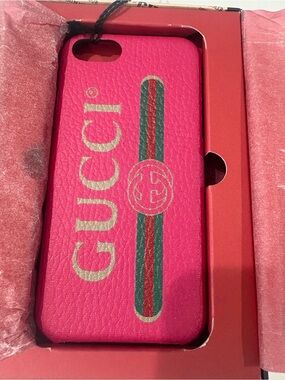 Gucci Pink Leather Phone Case with Green-Red Stripe and Gold Logo